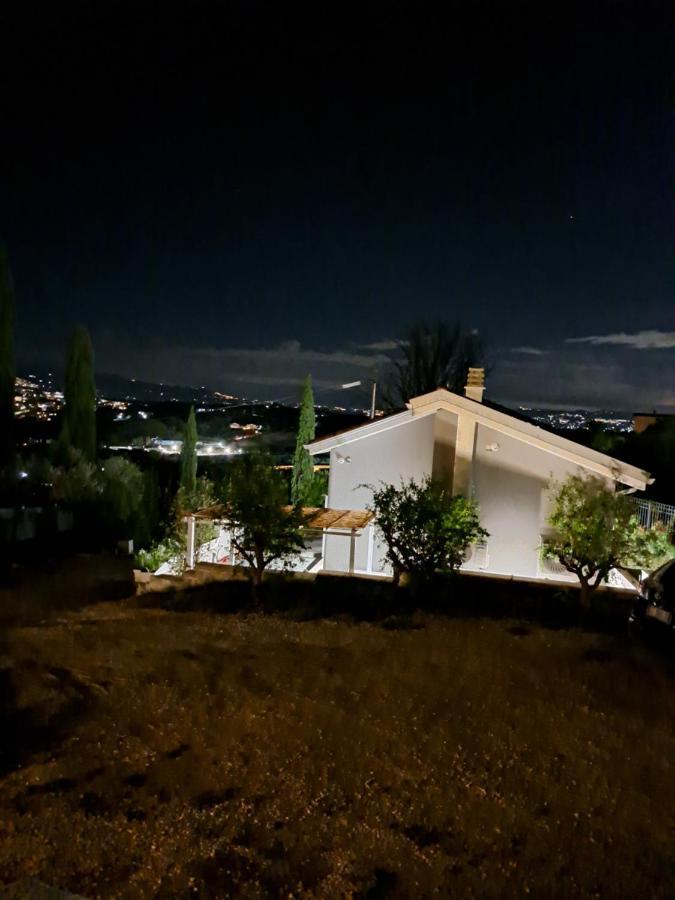 Villa The Green Door - Casa Vacanze Vicino A Roma Fonte Nuova Luaran gambar